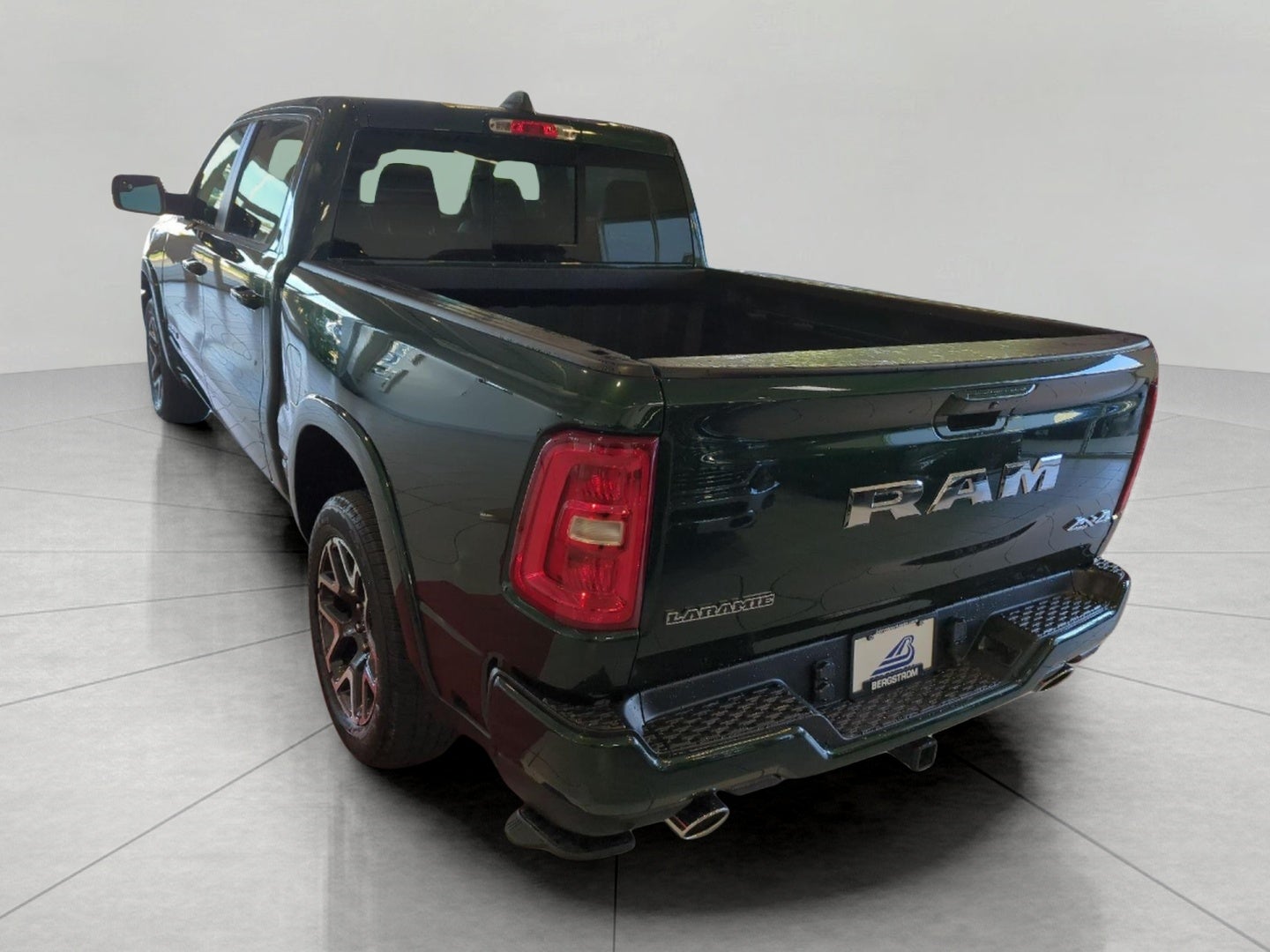 2027 RAM 1500 RAM 1500 LARAMIE CREW CAB 4X4 5'7' BOX