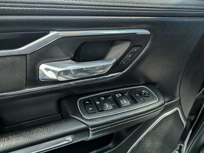 2022 RAM 1500 Laramie Crew Cab 4x4 5'7' Box