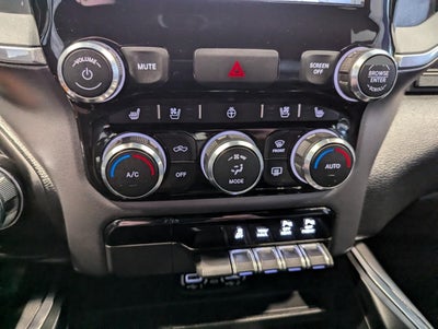 2022 RAM 1500 Laramie Crew Cab 4x4 5'7' Box