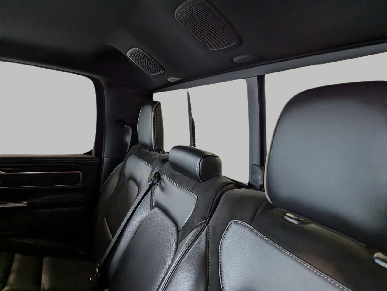 2022 RAM 1500 Laramie Crew Cab 4x4 5'7' Box