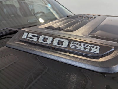 2022 RAM 1500 Laramie Crew Cab 4x4 5'7' Box