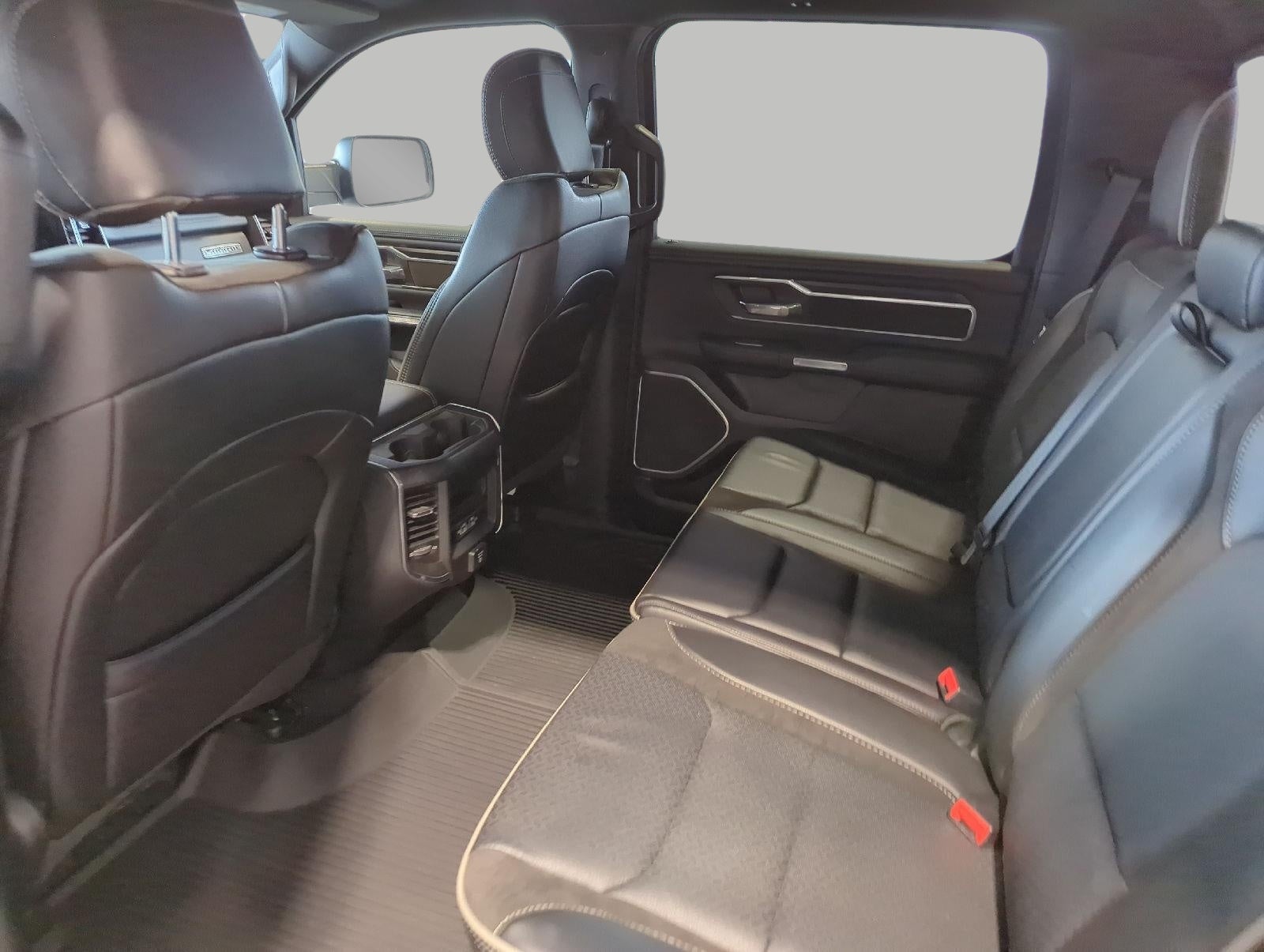 2023 RAM 1500 Laramie Crew Cab 4x4 5'7' Box