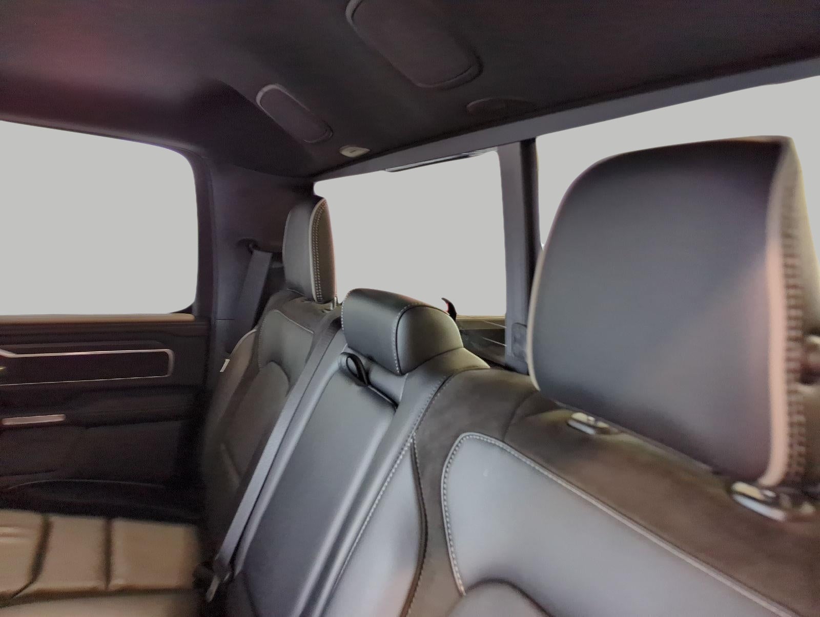 2023 RAM 1500 Laramie Crew Cab 4x4 5'7' Box