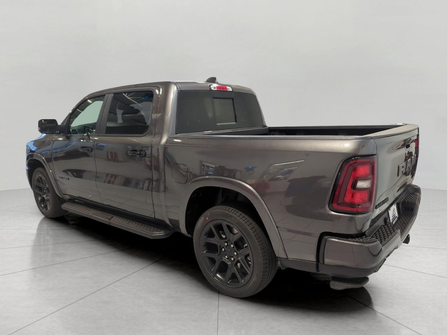 2027 RAM 1500 RAM 1500 LARAMIE CREW CAB 4X4 5'7' BOX