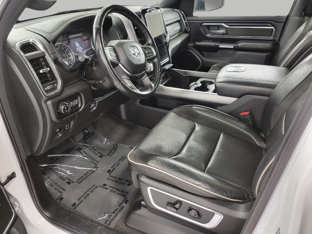 2023 RAM 1500 Laramie Crew Cab 4x4 5'7' Box
