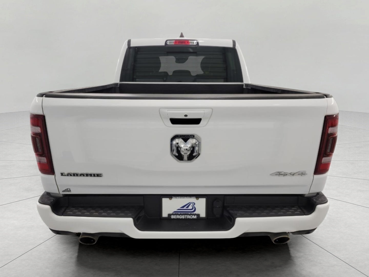 2023 RAM 1500 Laramie Crew Cab 4x4 5'7' Box
