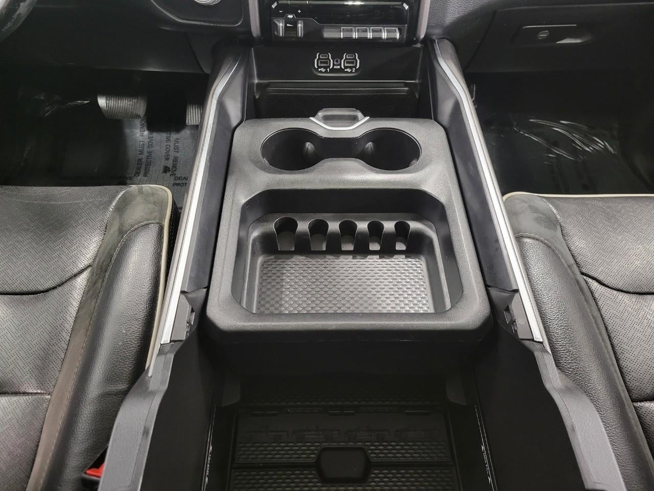 2020 RAM 1500 Laramie Crew Cab 4x4 5'7' Box