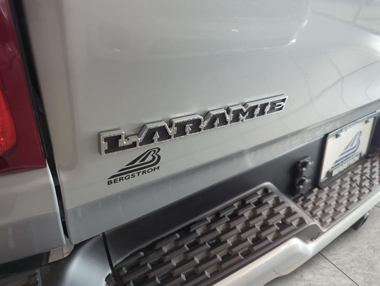 2027 RAM 1500 RAM 1500 LARAMIE CREW CAB 4X4 5'7' BOX