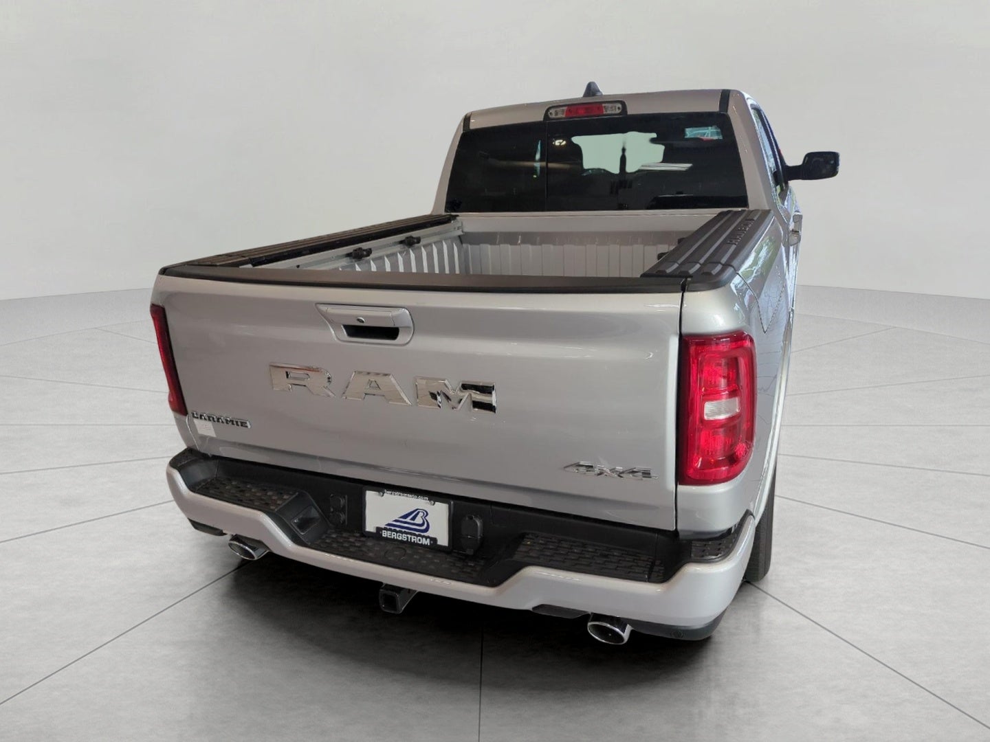 2027 RAM 1500 RAM 1500 LARAMIE CREW CAB 4X4 5'7' BOX
