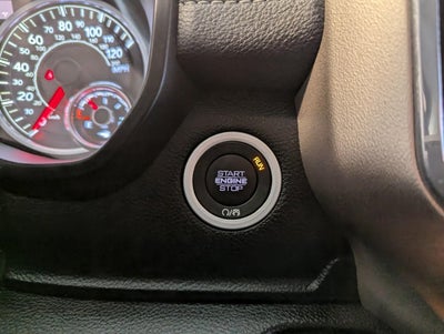 2022 RAM 1500 Laramie Crew Cab 4x4 5'7' Box