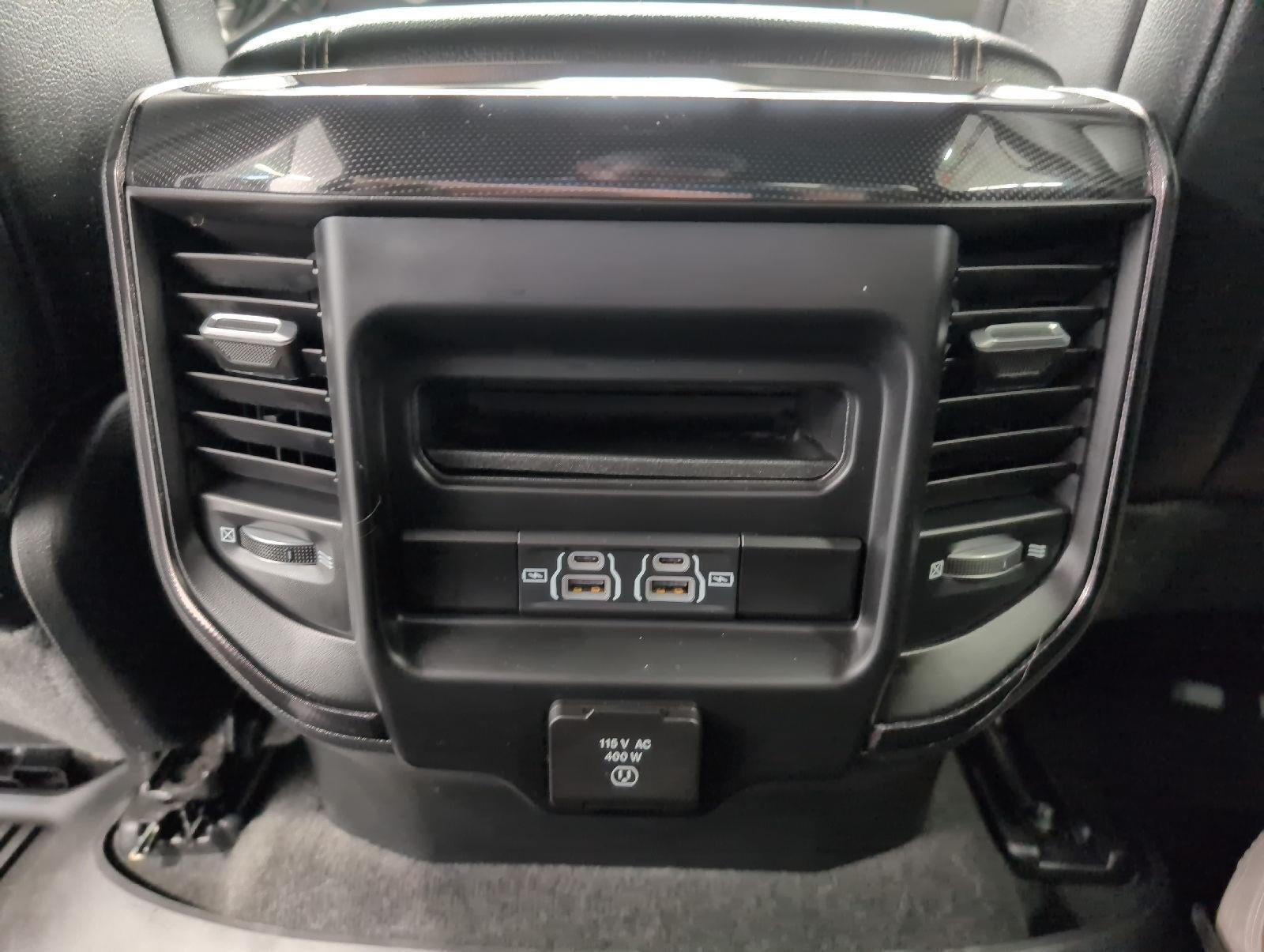 2022 RAM 1500 Laramie Crew Cab 4x4 5'7' Box