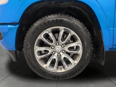 2022 RAM 1500 Laramie Crew Cab 4x4 5'7' Box