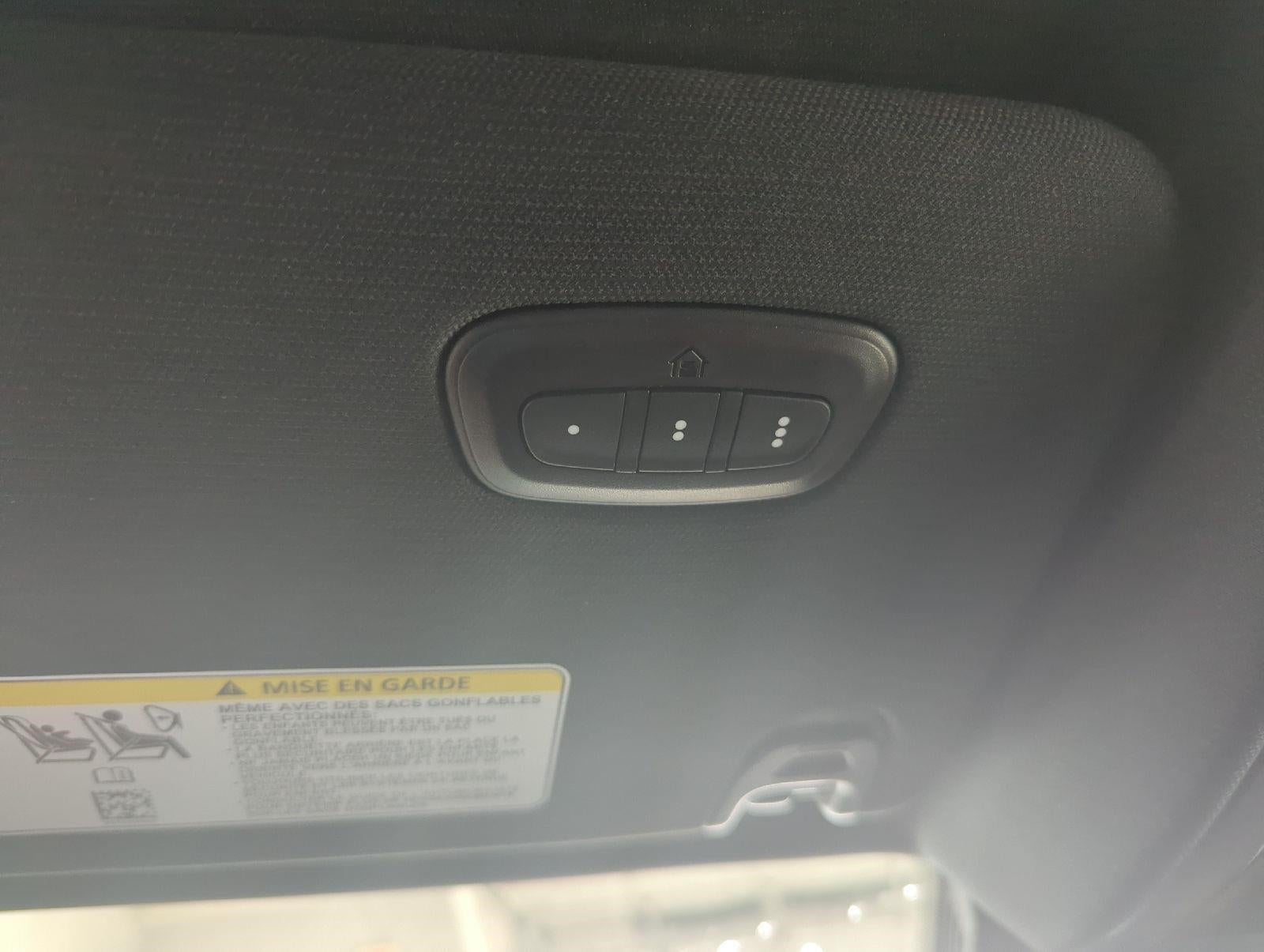 2023 RAM 1500 Laramie Crew Cab 4x4 5'7' Box