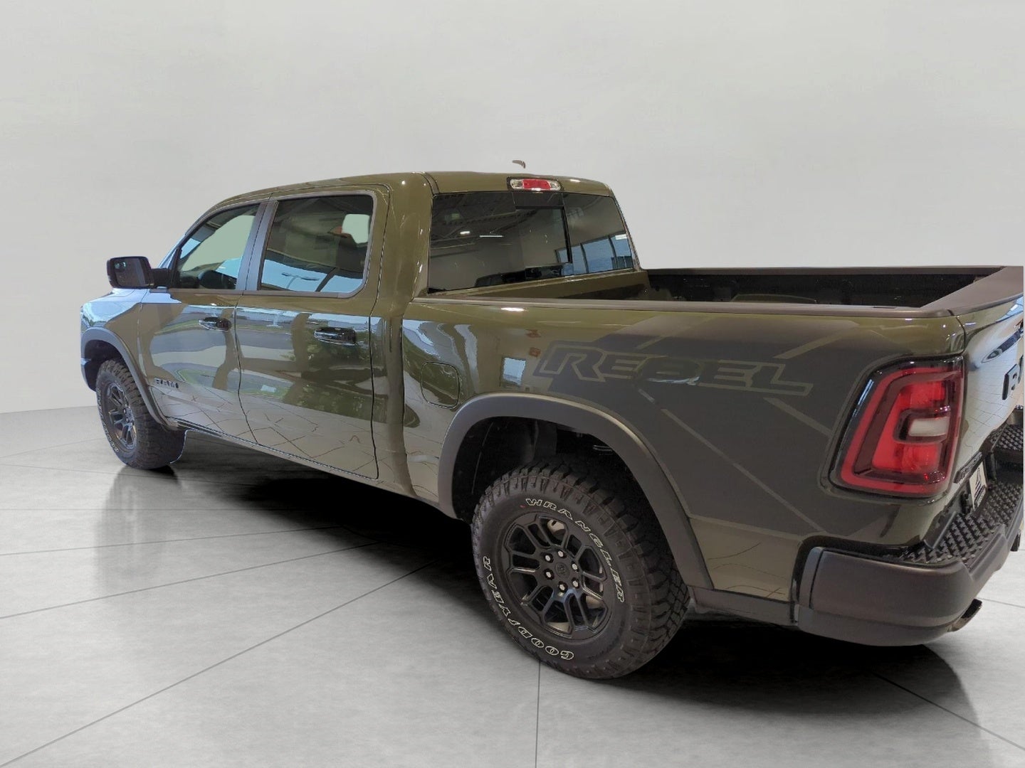 2027 RAM 1500 RAM 1500 REBEL CREW CAB 4X4 5'7' BOX
