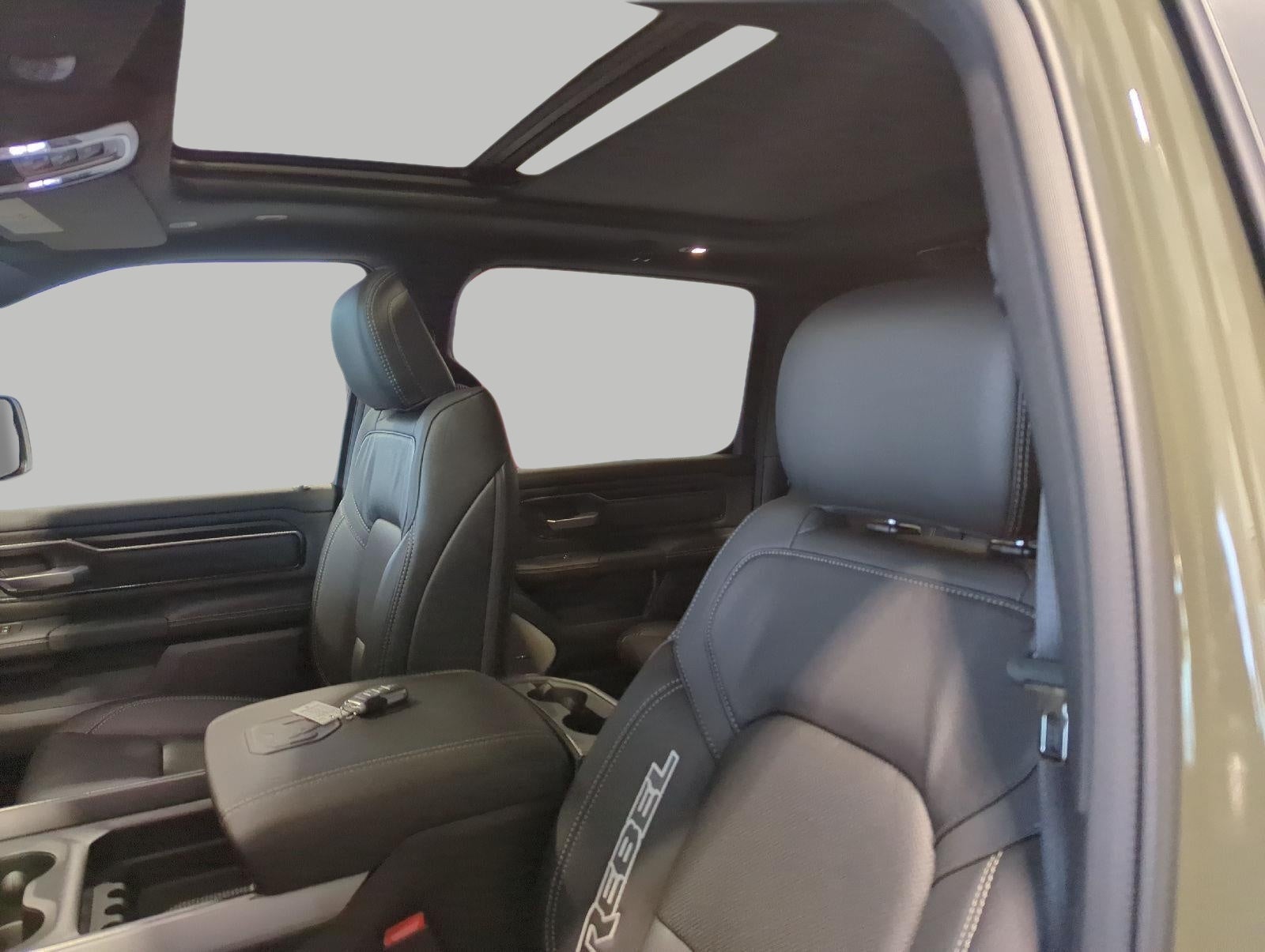 2027 RAM 1500 RAM 1500 REBEL CREW CAB 4X4 5'7' BOX