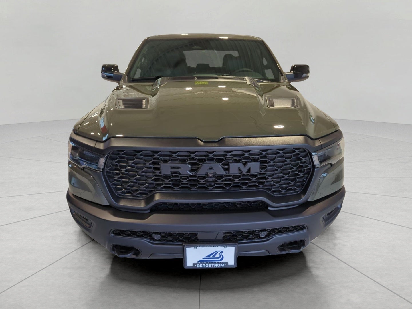 2027 RAM 1500 RAM 1500 REBEL CREW CAB 4X4 5'7' BOX