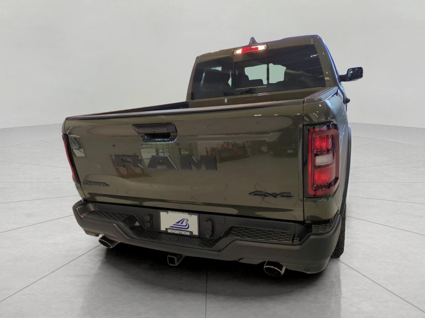 2027 RAM 1500 RAM 1500 REBEL CREW CAB 4X4 5'7' BOX