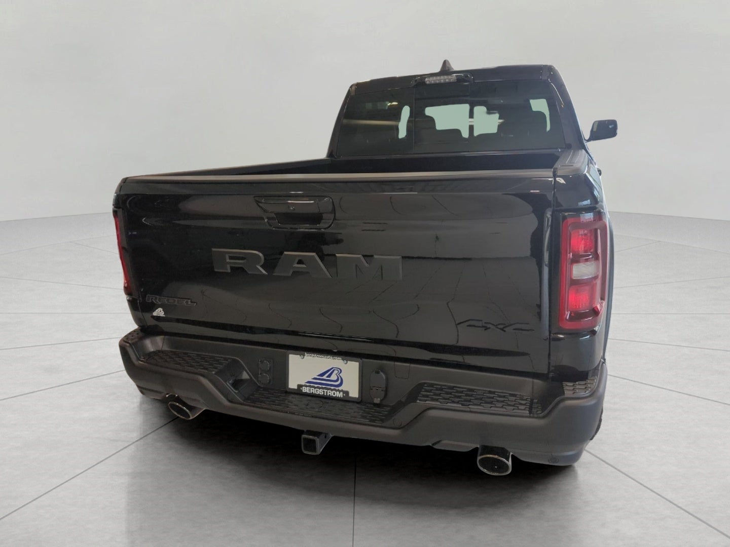 2027 RAM 1500 RAM 1500 REBEL CREW CAB 4X4 5'7' BOX