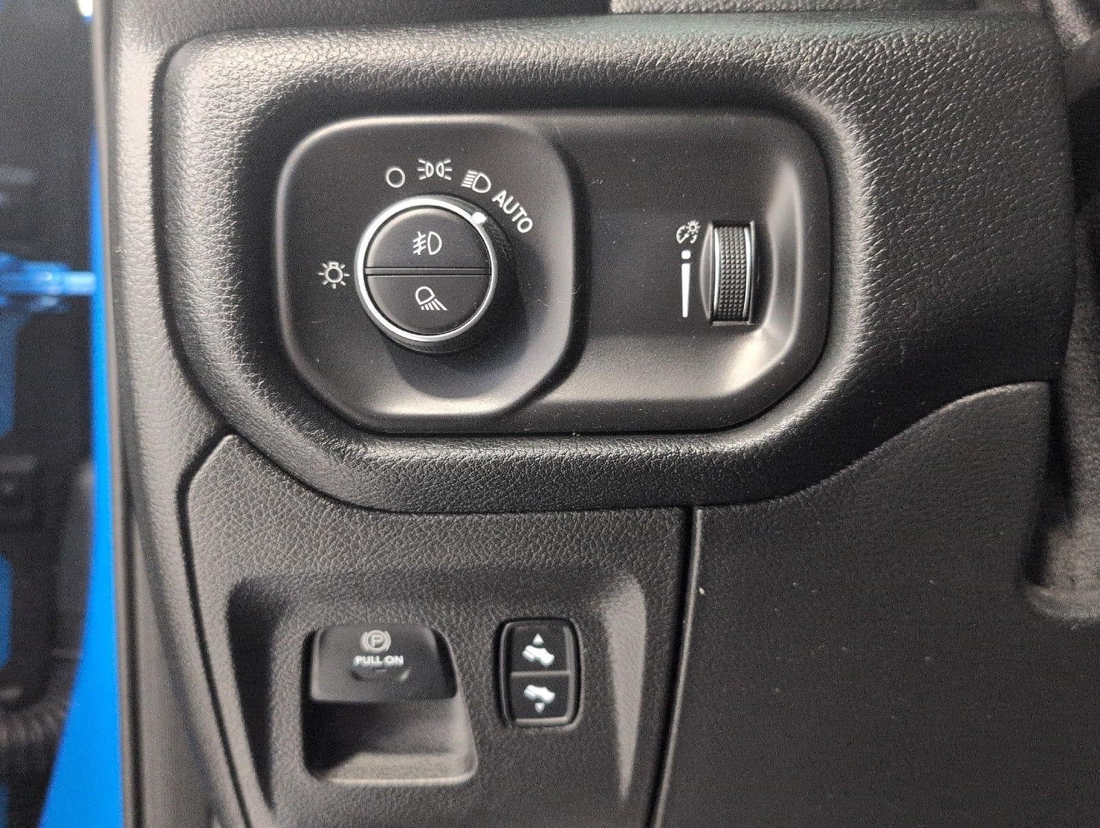 2021 RAM 1500 Rebel 4x4 Crew Cab 5'7 Box