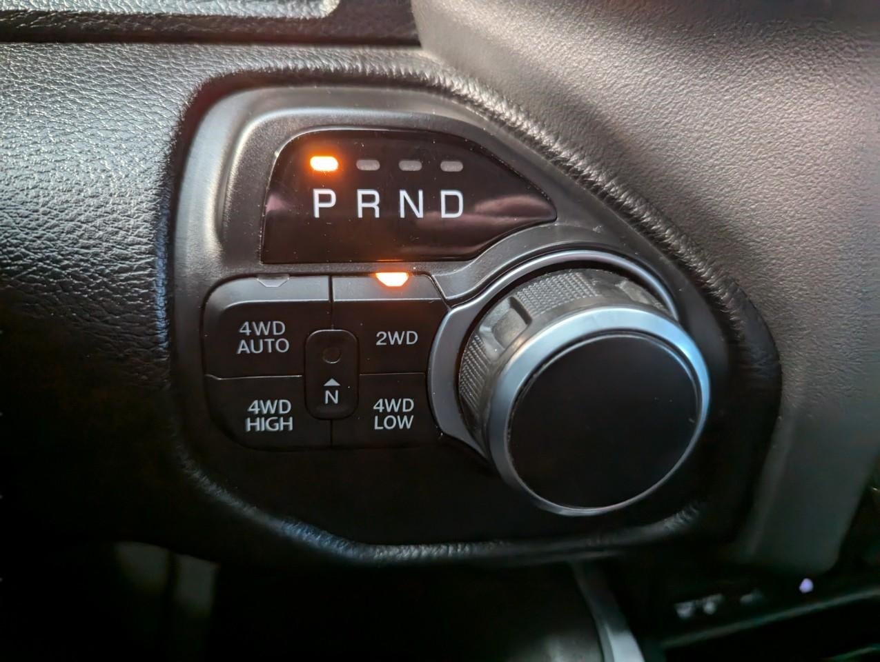 2019 RAM 1500 Big Horn/Lone Star Crew Cab 4x4 6'4' Box