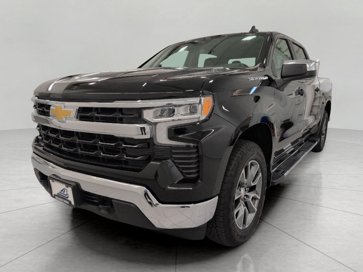 2024 Chevrolet SILVERADO 1500 4WD Crew Cab Short Bed LT with 2FL