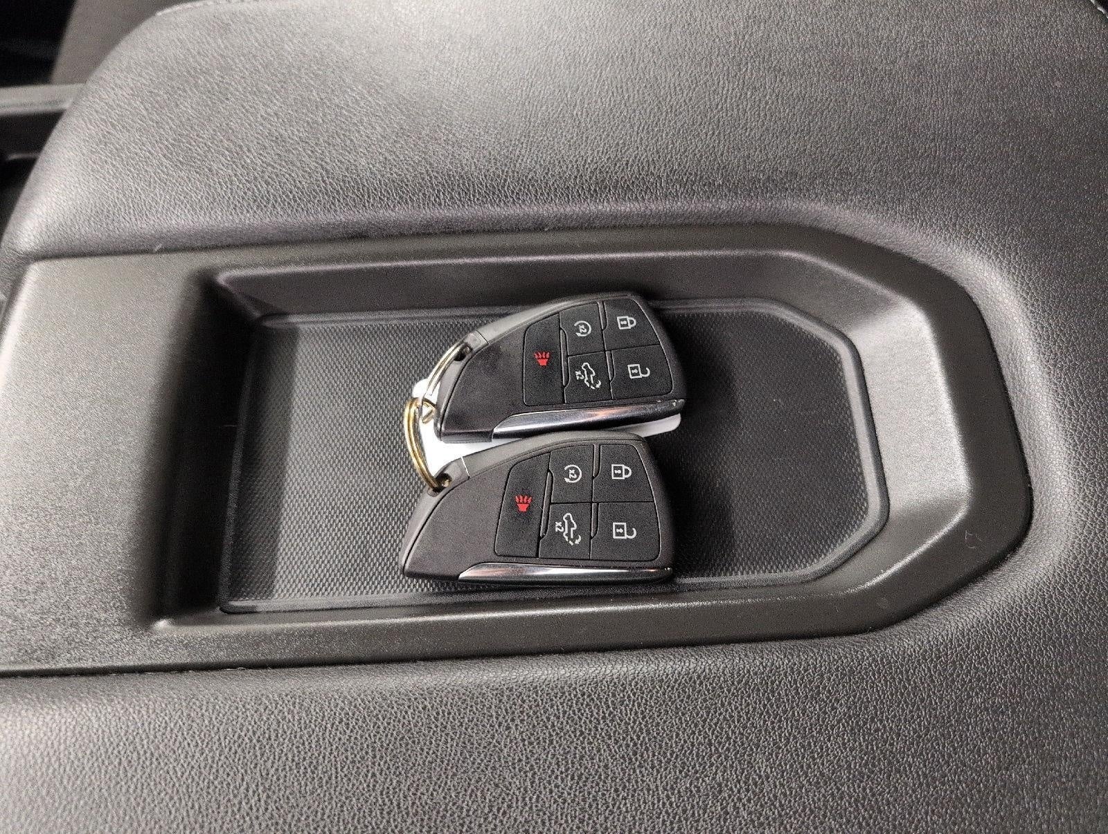 2024 Chevrolet SILVERADO 1500 4WD Crew Cab Short Bed LT with 2FL