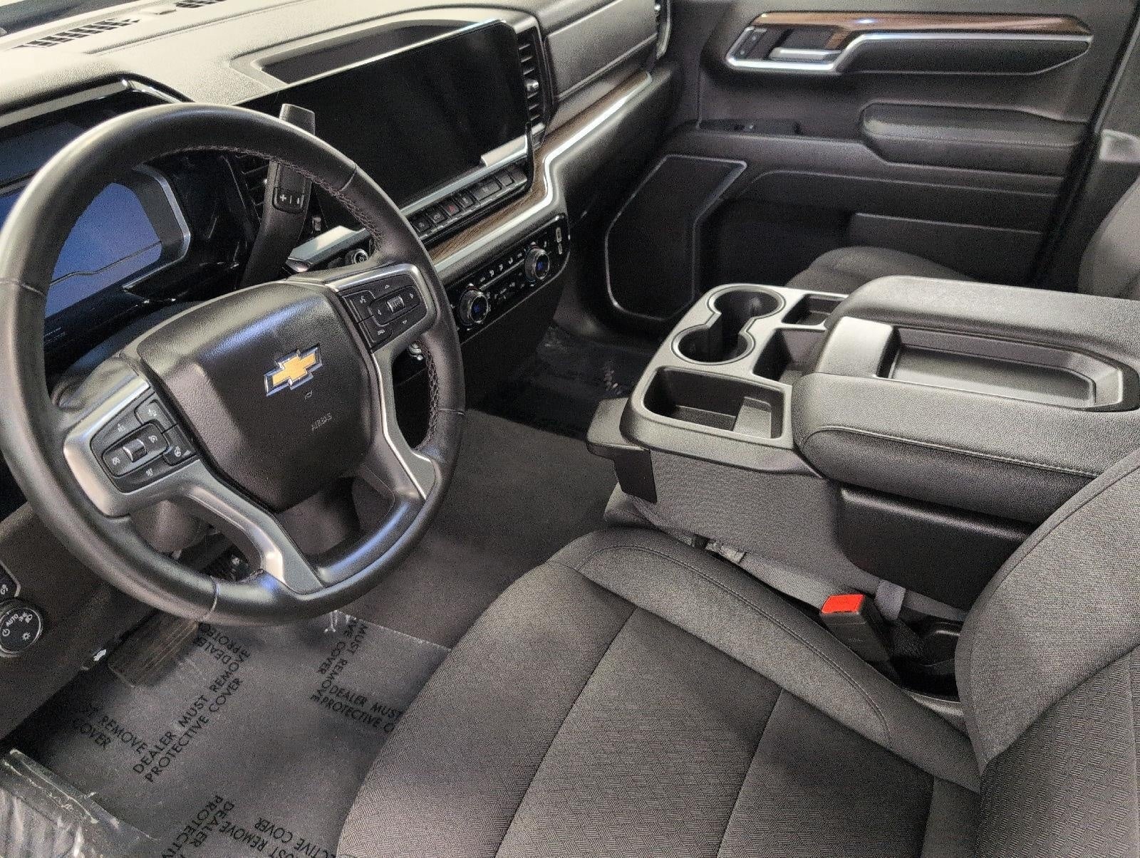 2024 Chevrolet SILVERADO 1500 4WD Crew Cab Short Bed LT with 2FL
