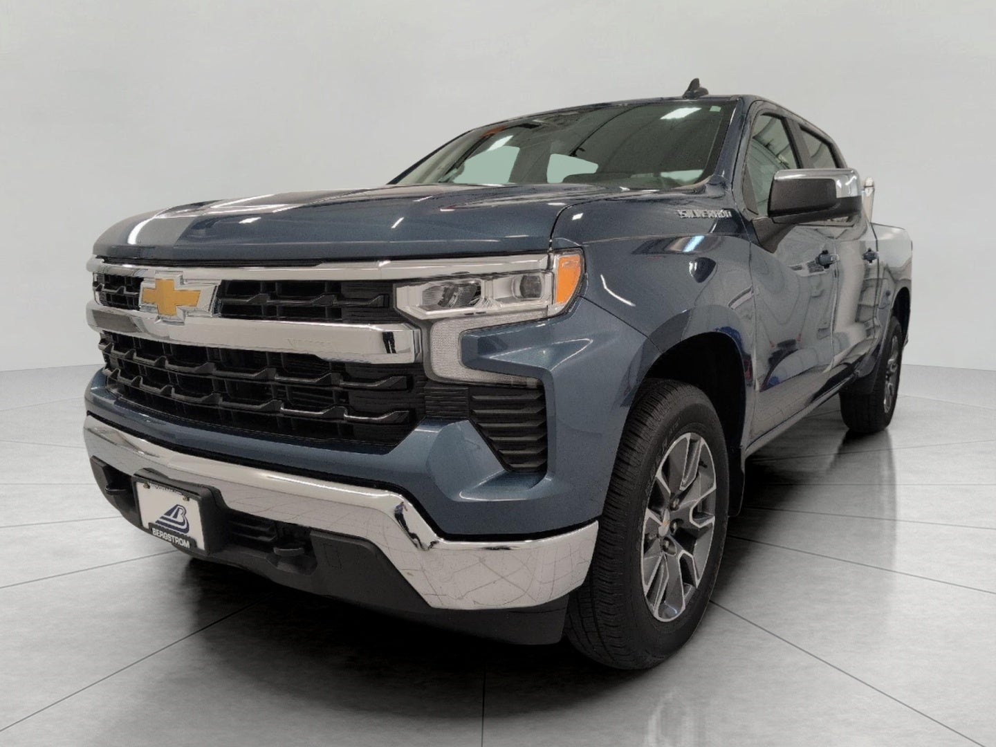 2024 Chevrolet SILVERADO 1500 4WD Crew Cab Short Bed LT with 2FL