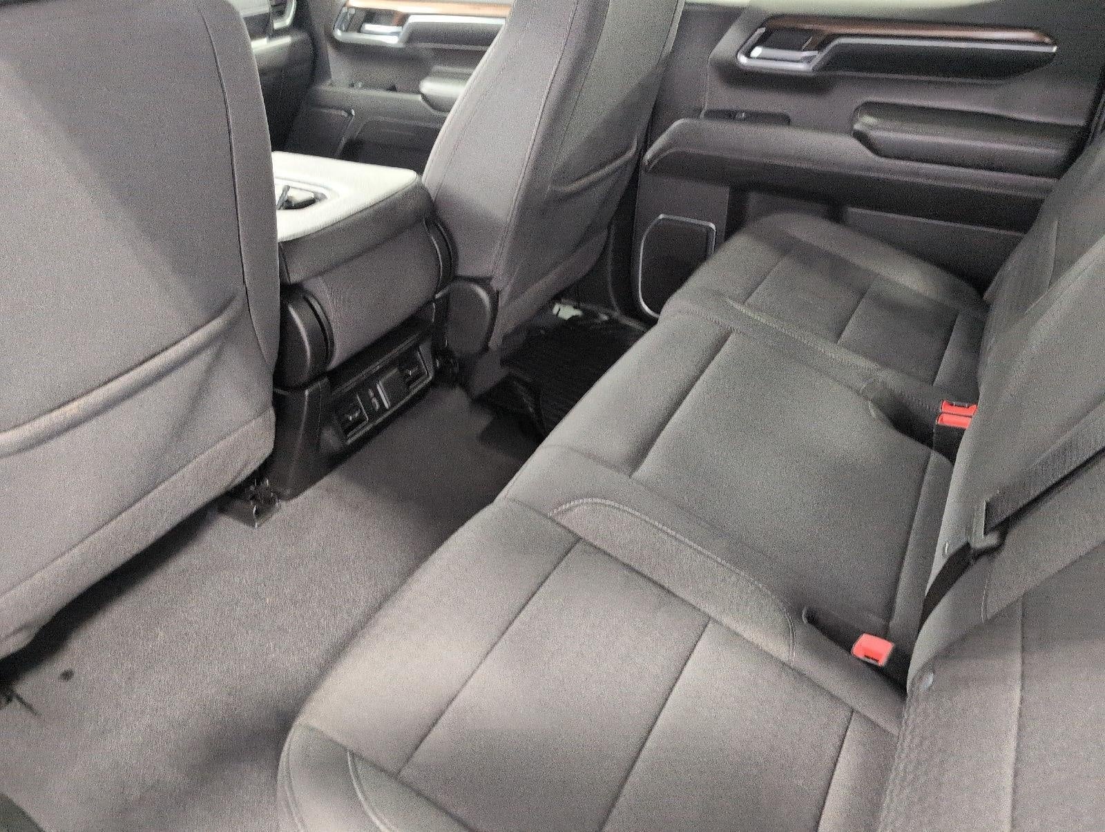 2024 Chevrolet SILVERADO 1500 4WD Crew Cab Short Bed LT with 2FL
