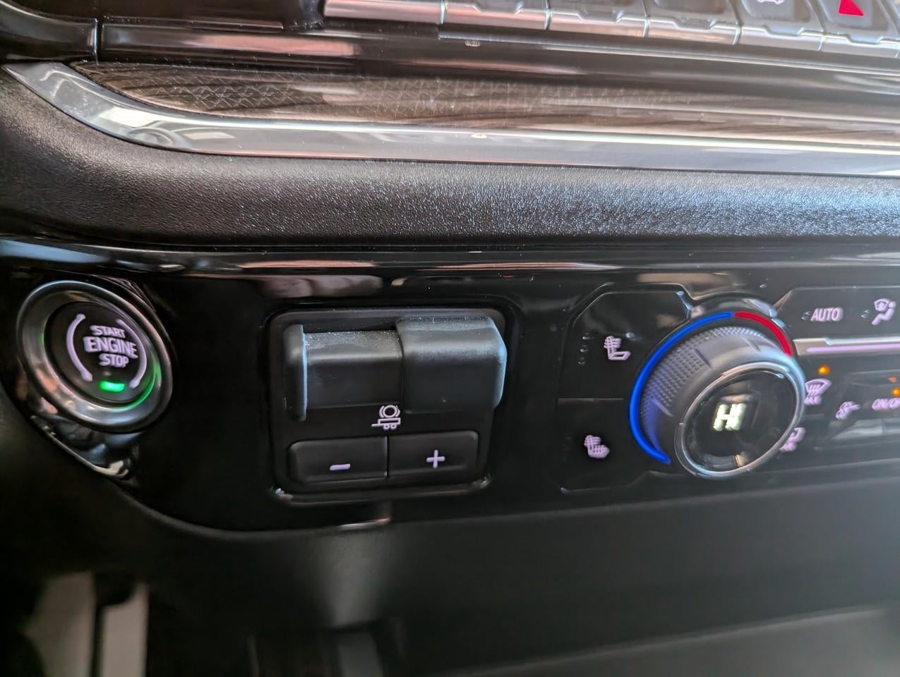 2024 Chevrolet Silverado 1500 4WD Crew Cab Short Bed RST