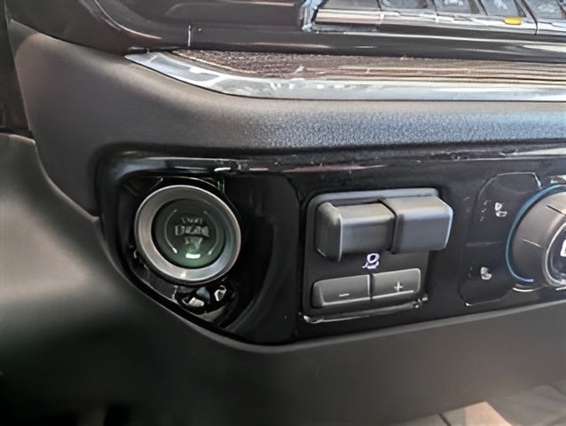 2024 Chevrolet Silverado 1500 4WD Crew Cab Short Bed RST