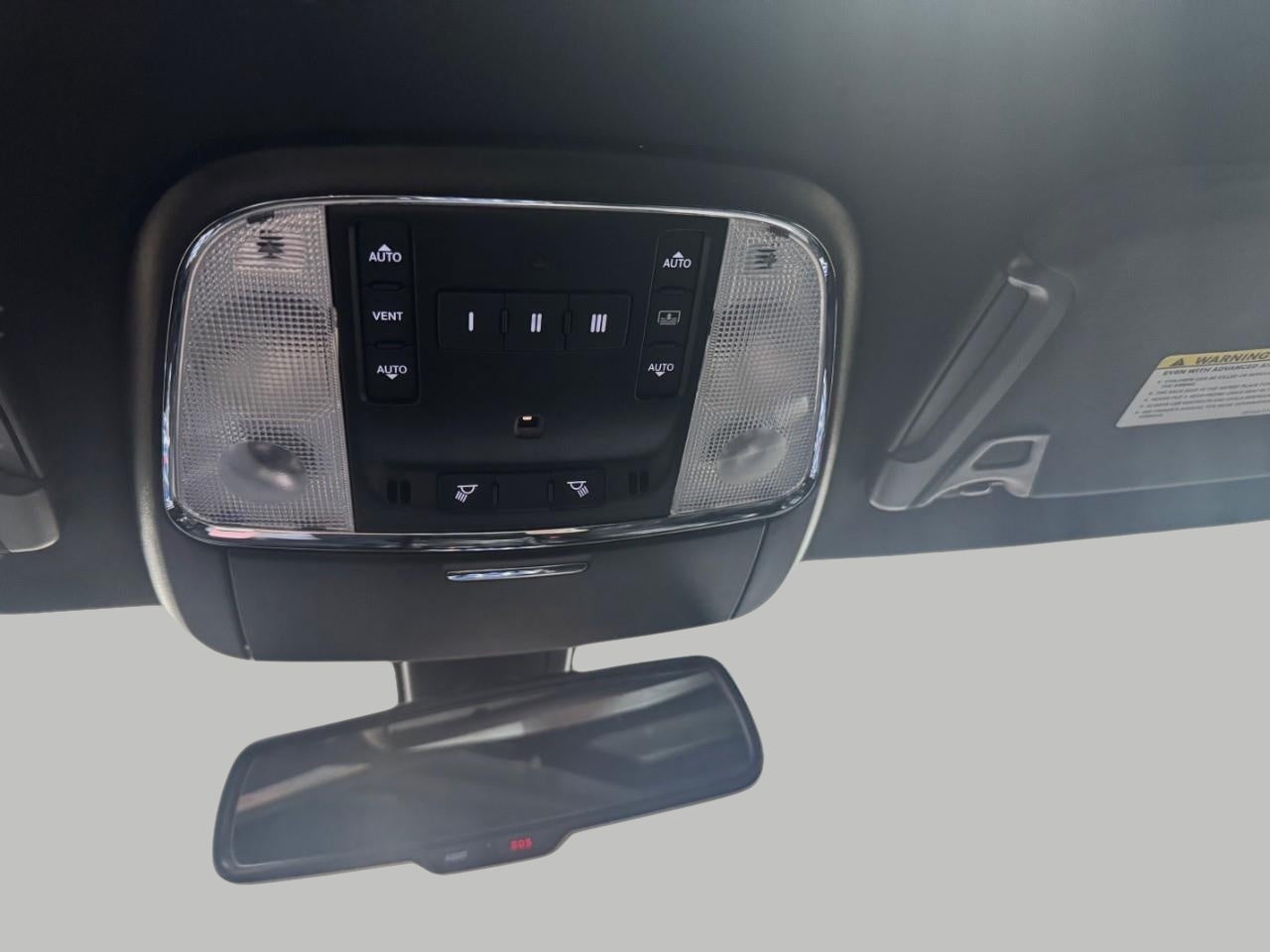2022 Chrysler 300 S