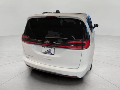 2027 Chrysler Pacifica PACIFICA SELECT