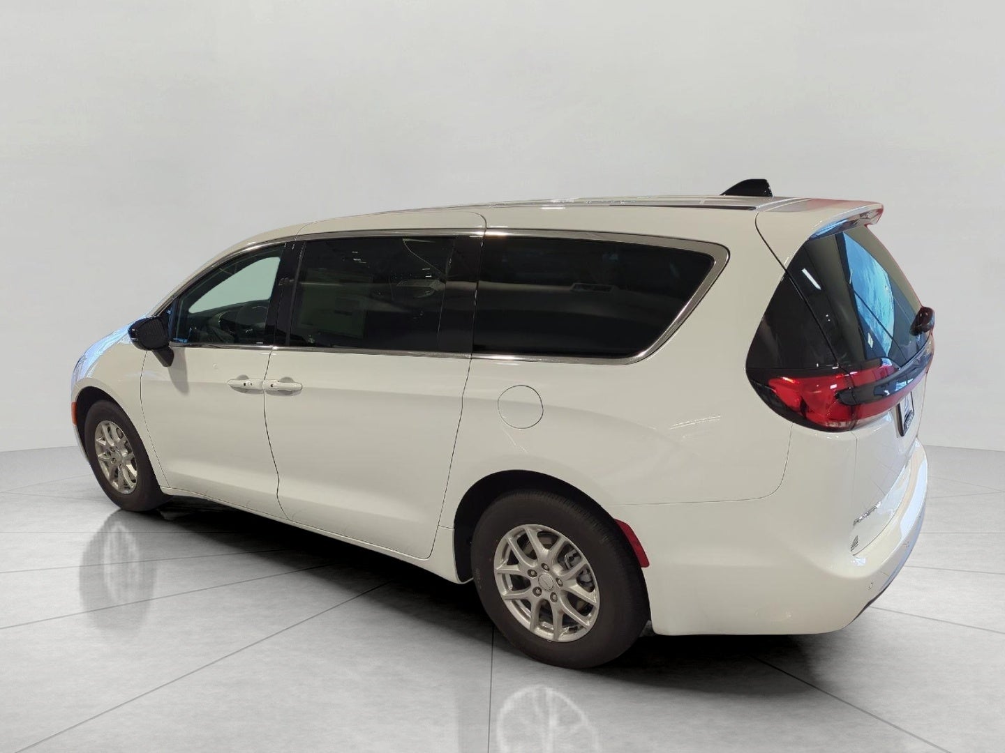 2027 Chrysler Pacifica PACIFICA SELECT