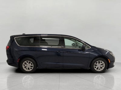 2017 Chrysler Pacifica LX