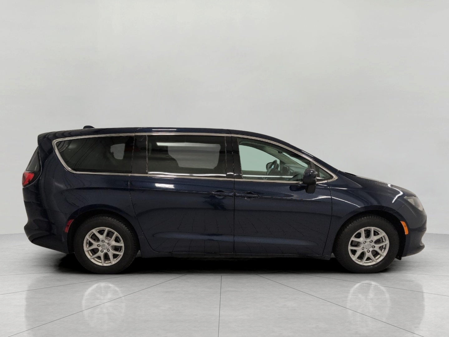 2017 Chrysler Pacifica LX