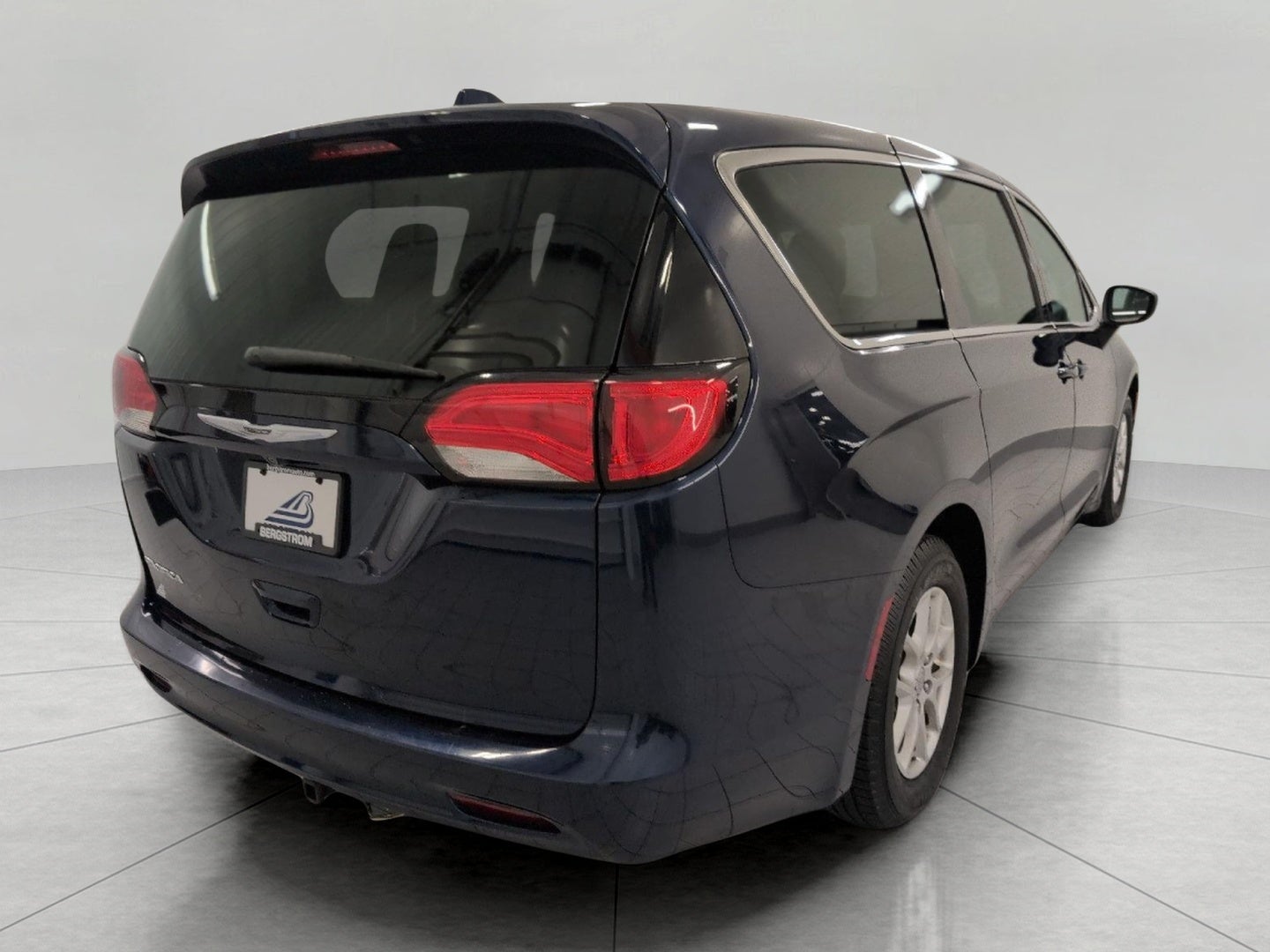 2017 Chrysler Pacifica LX