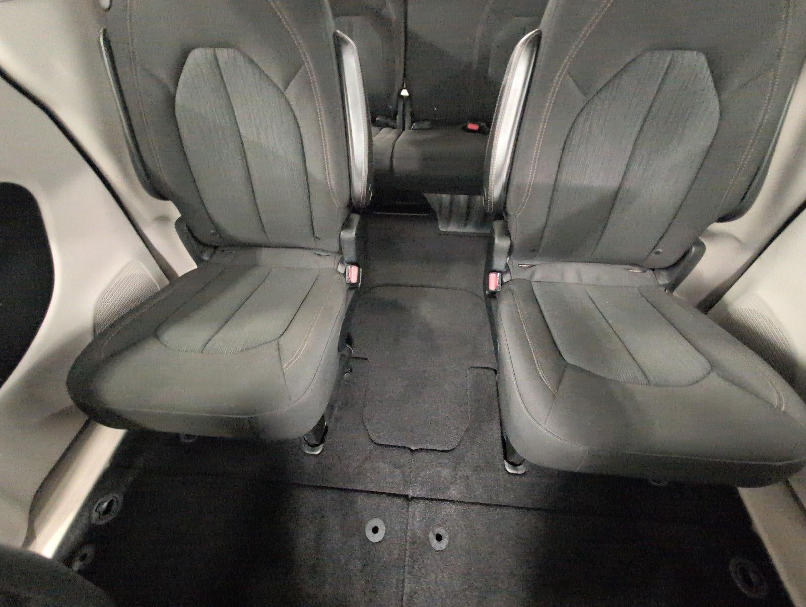 2017 Chrysler Pacifica LX