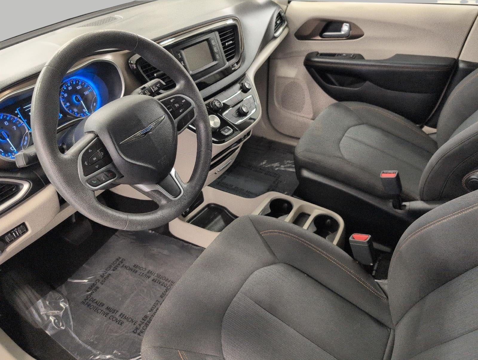 2017 Chrysler Pacifica LX
