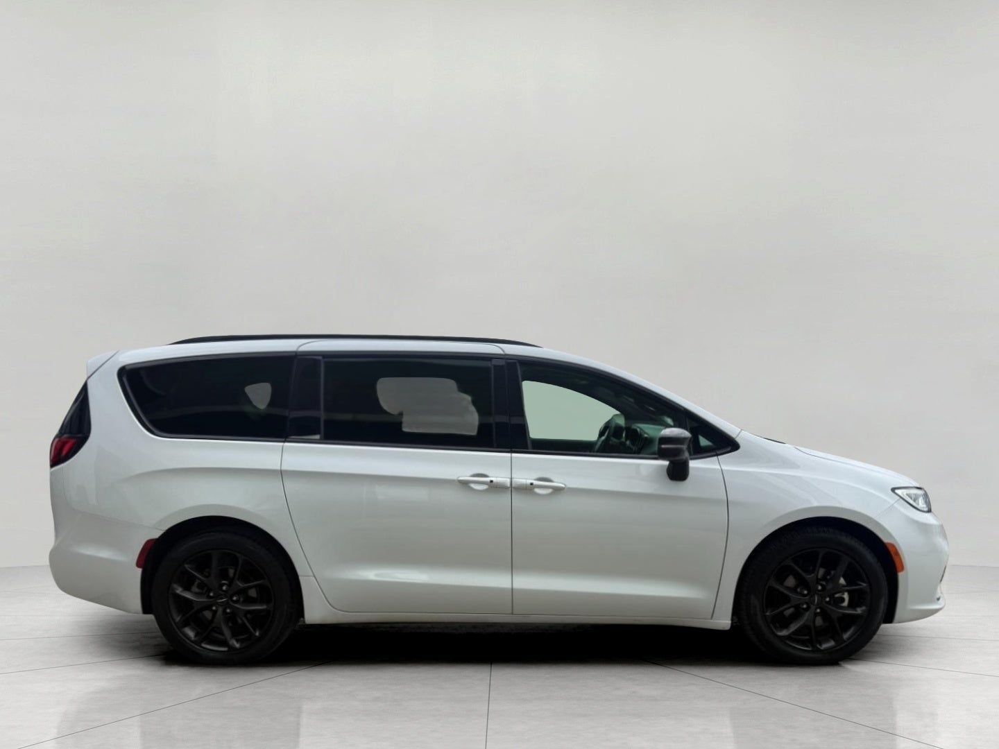 2025 Chrysler Pacifica Limited FWD