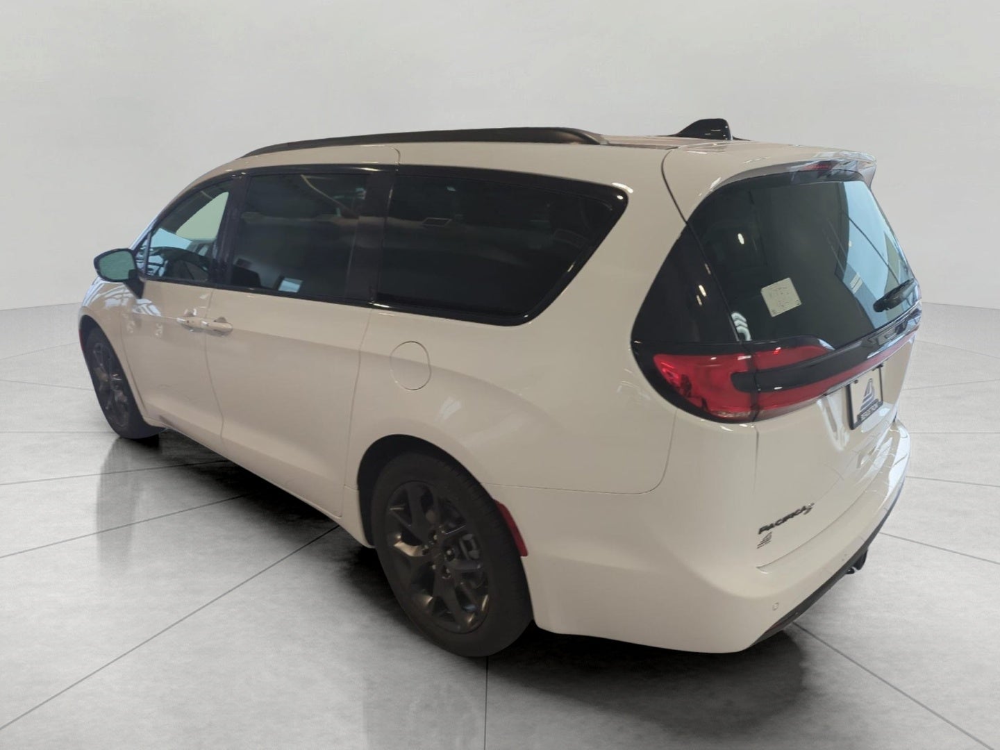 2027 Chrysler Pacifica PACIFICA LIMITED