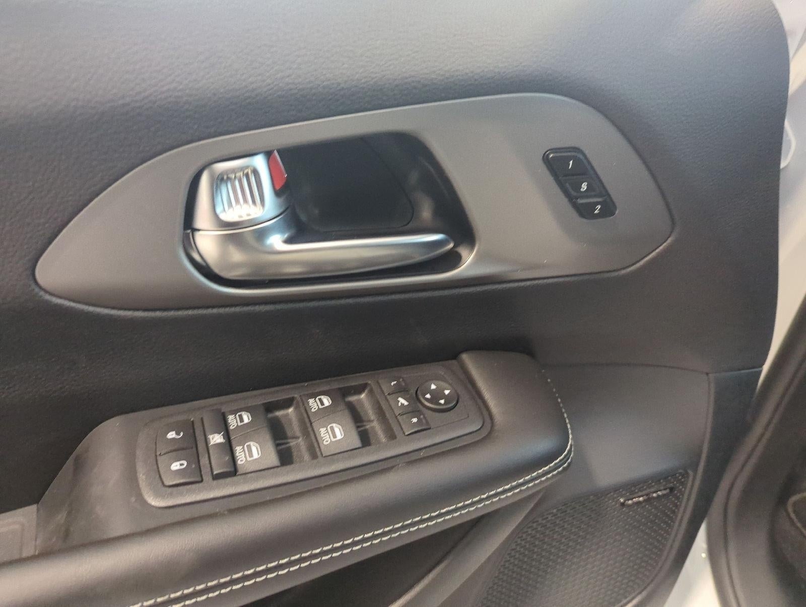 2027 Chrysler Pacifica PACIFICA LIMITED