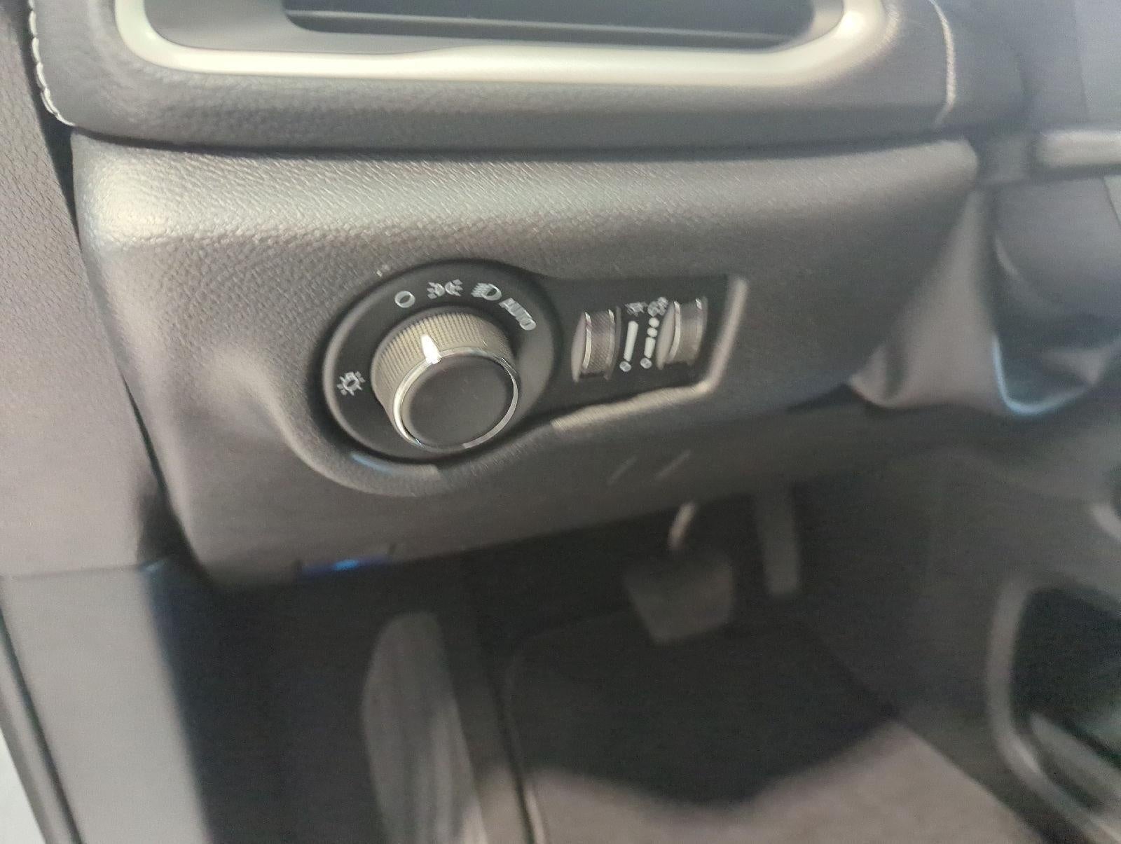 2027 Chrysler Pacifica PACIFICA LIMITED