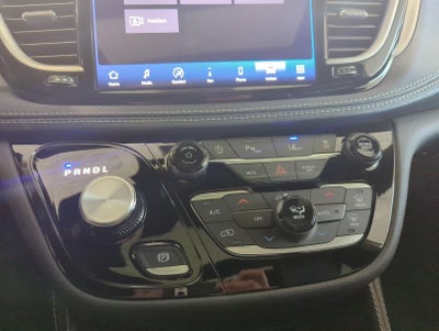 2027 Chrysler Pacifica PACIFICA LIMITED