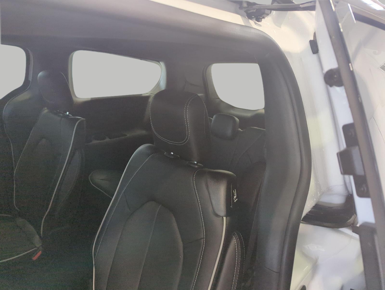 2027 Chrysler Pacifica PACIFICA LIMITED