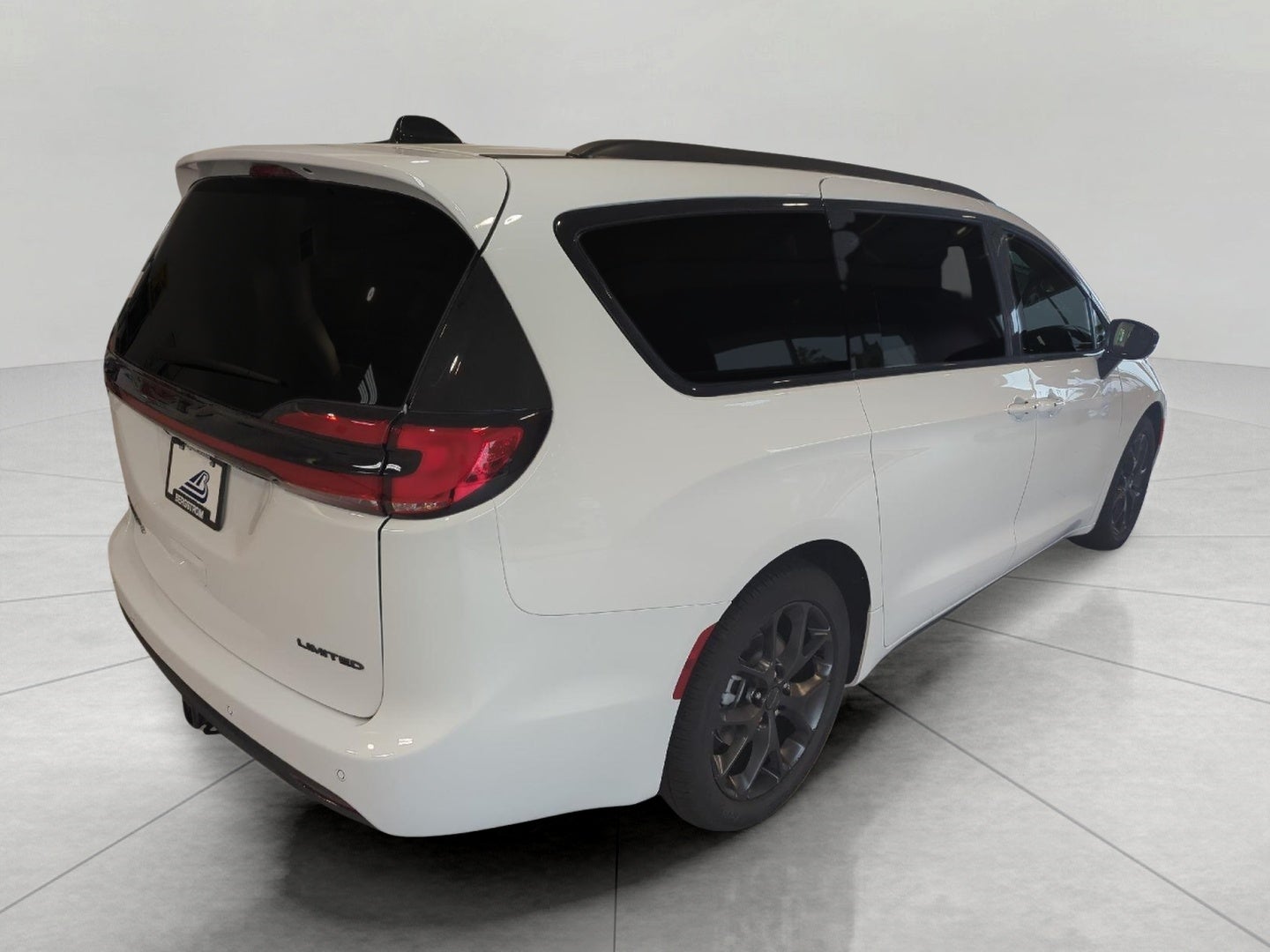 2027 Chrysler Pacifica PACIFICA LIMITED