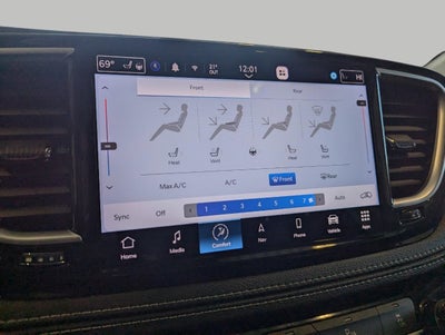 2023 Chrysler Pacifica Hybrid Limited