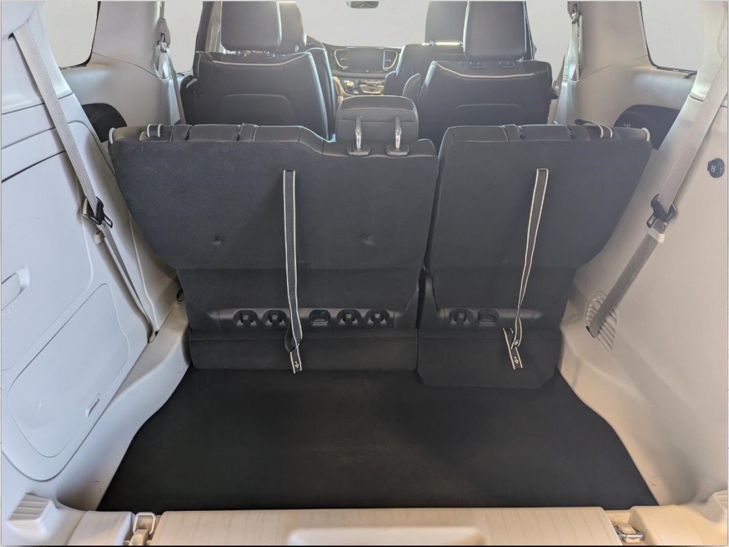 2023 Chrysler Pacifica Hybrid Limited