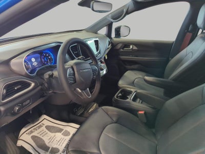 2027 Chrysler Pacifica PACIFICA SELECT AWD