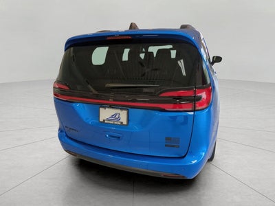 2027 Chrysler Pacifica PACIFICA SELECT AWD